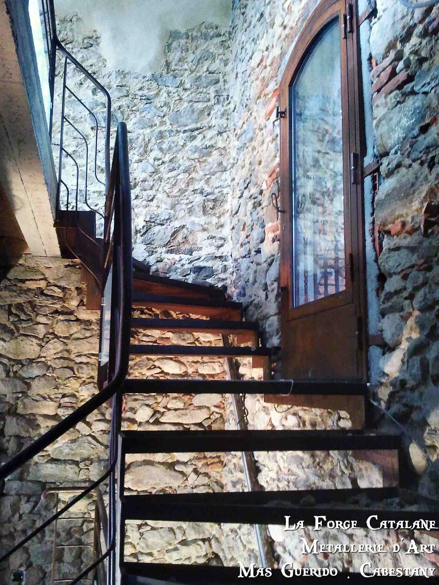 Rampant lisses horizontales ronde forge catalane.jpg